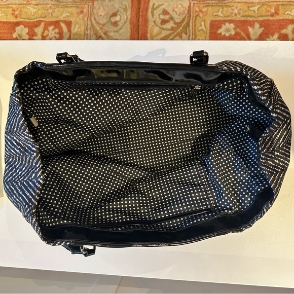 Kate Spade New York Black White Anisha Tote Patent Leather Nylon Chevron Handbag - Picture 3 of 4